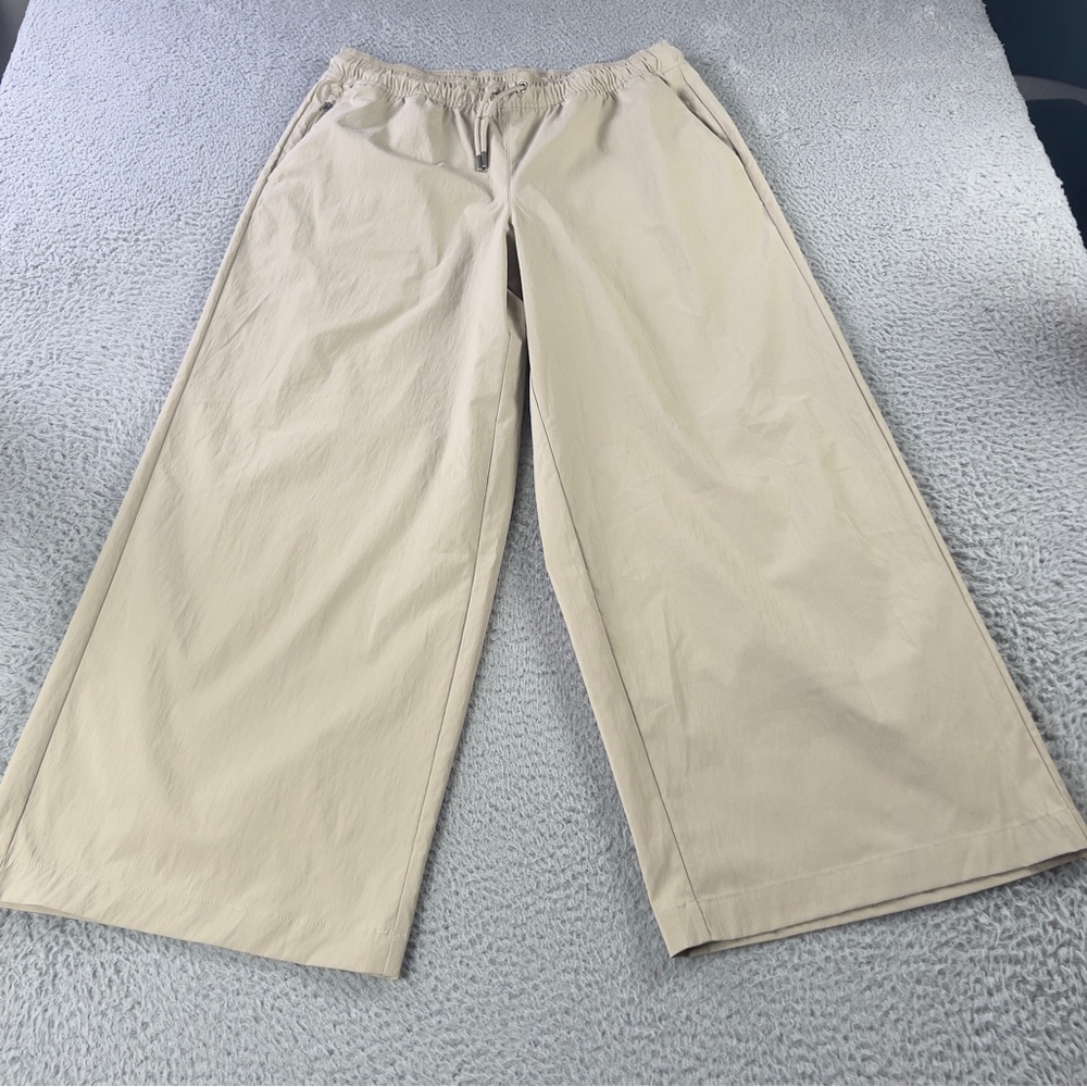 Athleta Pants Womens Small Beige Cropped Wide Leg Athletic Travel Preppy